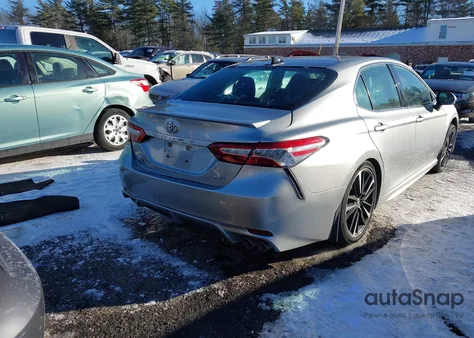 2020 Toyota Camry Xse z USA, uszkodzony, nr VIN 4T1K61AK4LU392471